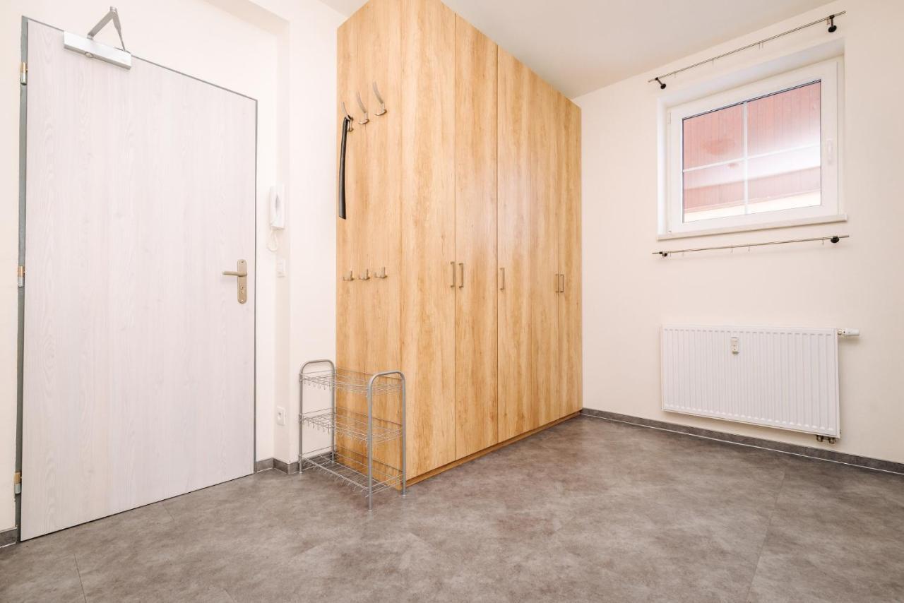 Aura III Apartment Bozi Dar Luaran gambar